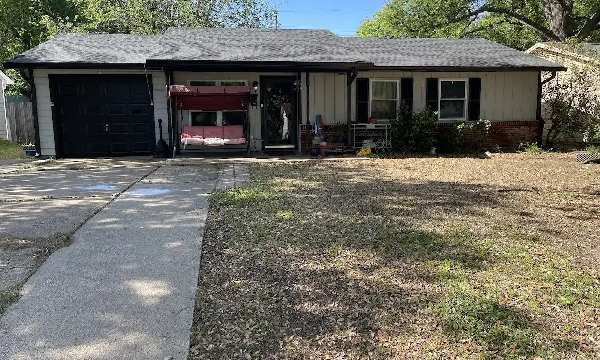 Roof Inspection crew at work on a residential roof in Oldsmar